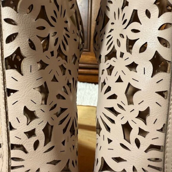 NWOT Beast Fashion Sand Faux Leather Floral Laser Cut Open Toe Back Zip Bootie - Picture 11 of 14